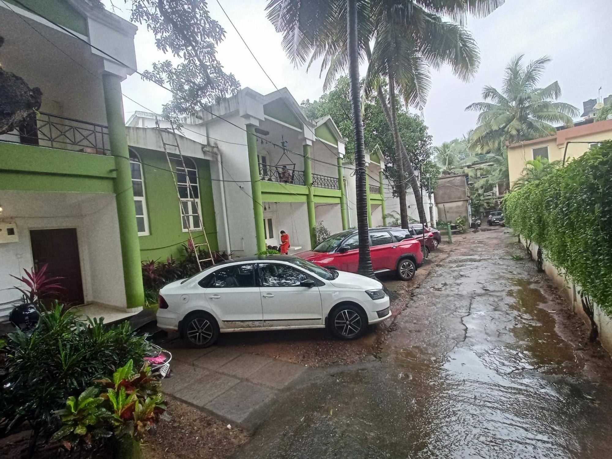 Goa Suites Holiday Home Calangute Luaran gambar